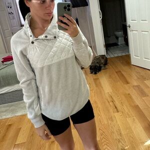 Abercrombie & Fitch Women’s Sweater